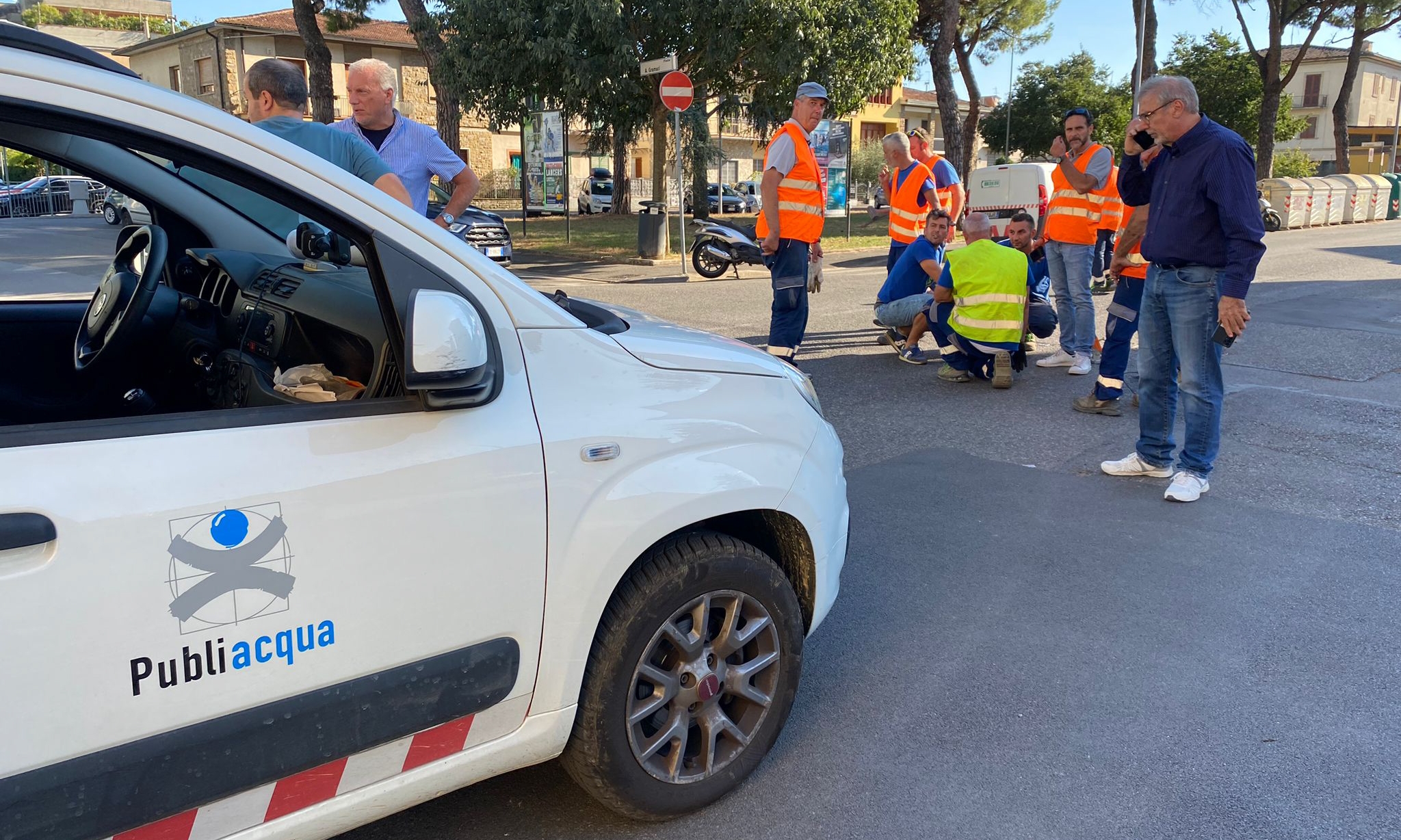 Prato, guasto a una condotta durante i lavori: stop all’acqua in viale della Repubblica e Montegrappa